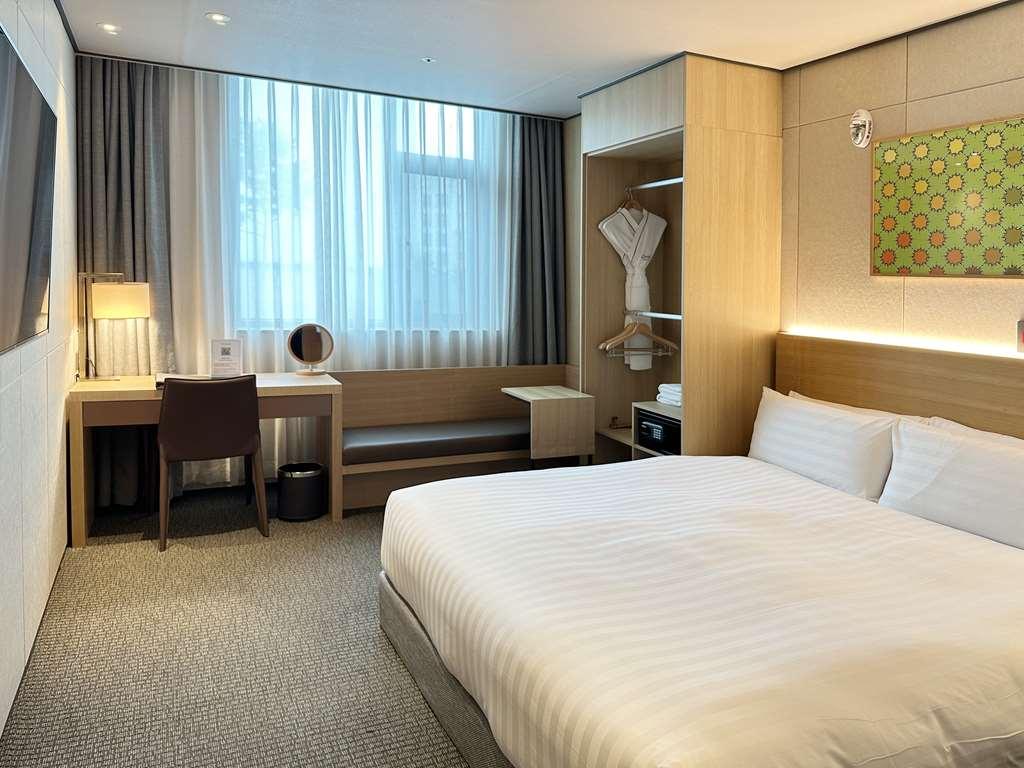 Orakai Cheonggyesan Hotel, BW Premier Collection Seoul Rum bild